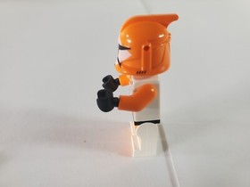 Lego Star Wars Clone Trooper Bomb Squad Trooper from set 7913