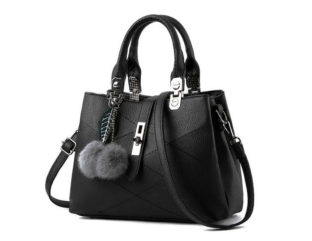 Stylish Coach Handbags for Women – Trendy & Elegant Designs-image