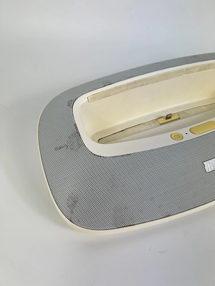 JBL OnBeat Mini Speaker Dock for Lightning iPhone/iPod/iPad - Image 2 of 4