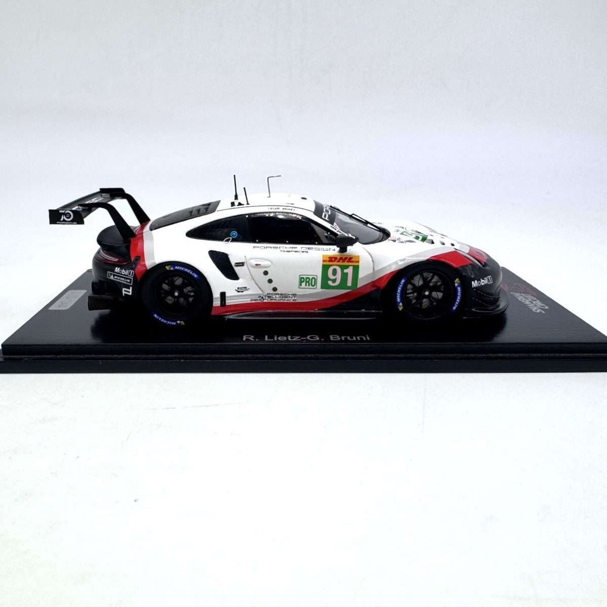 Spark 1/43 Porsche 911 RSR No.91 Shanghai WEC 2018 Collectables 17