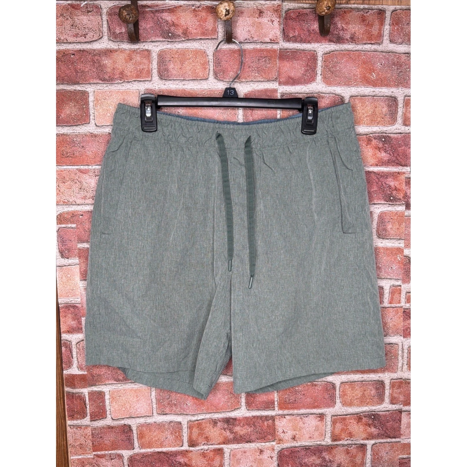 BUNDLE Eddie Bauer Mens Horizon Guide Chino Shorts Hiking Travel Large L