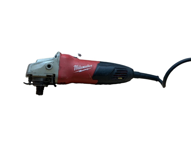 Milwaukee 6130-33 120V Angle Grinder 🛑FOR PARTS🛑