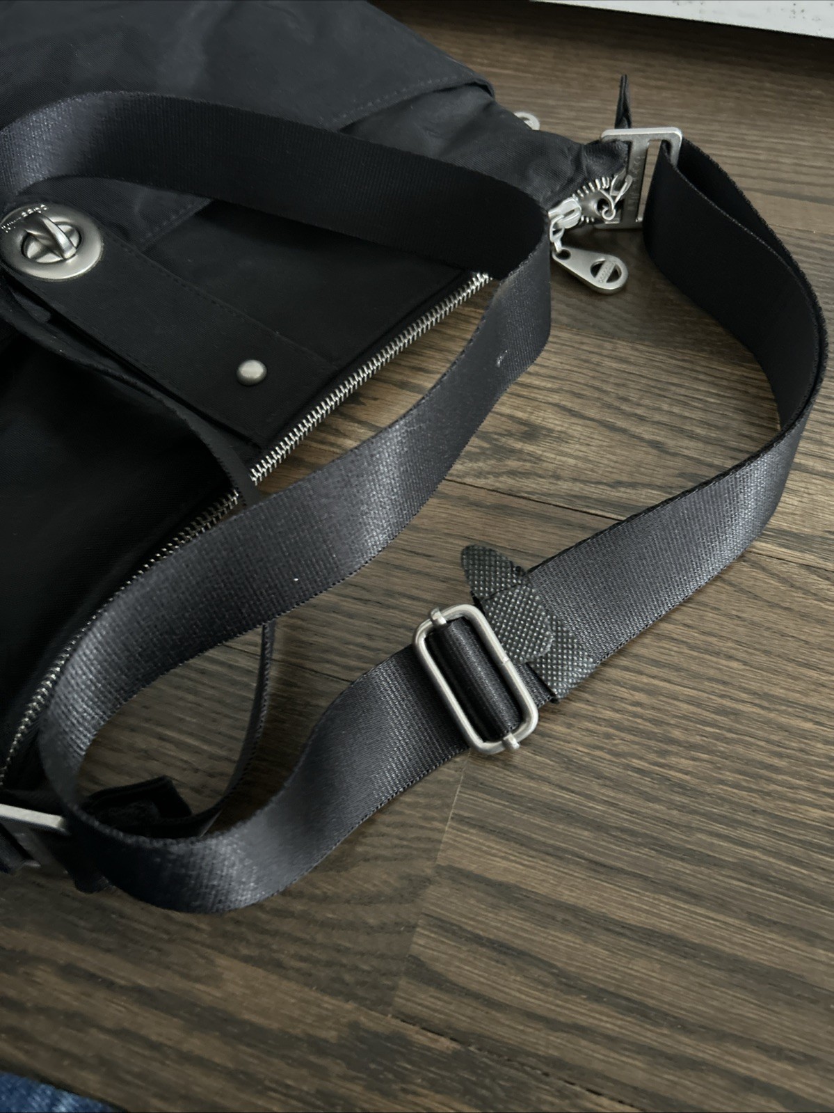 BAGGALLINI Black Helsinki Crossbody Bag Purse w/ … - image 8