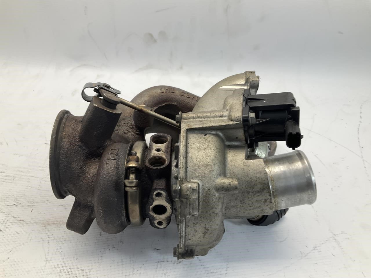 14-24 Maserati Ghibli 3.0L Right Turbocharger Supercharger w/ Exhaust Manifold Q
