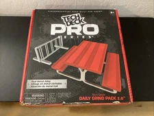 Tech Deck, Pro Series Daily Grind Pack 2.0 with Picnic Table and Bike Rack