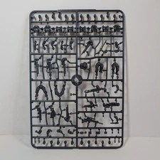 SpaceNam - Reptilian Overlords Wargames Atlantic - 1 New Sprue of 4 Minis & Bits