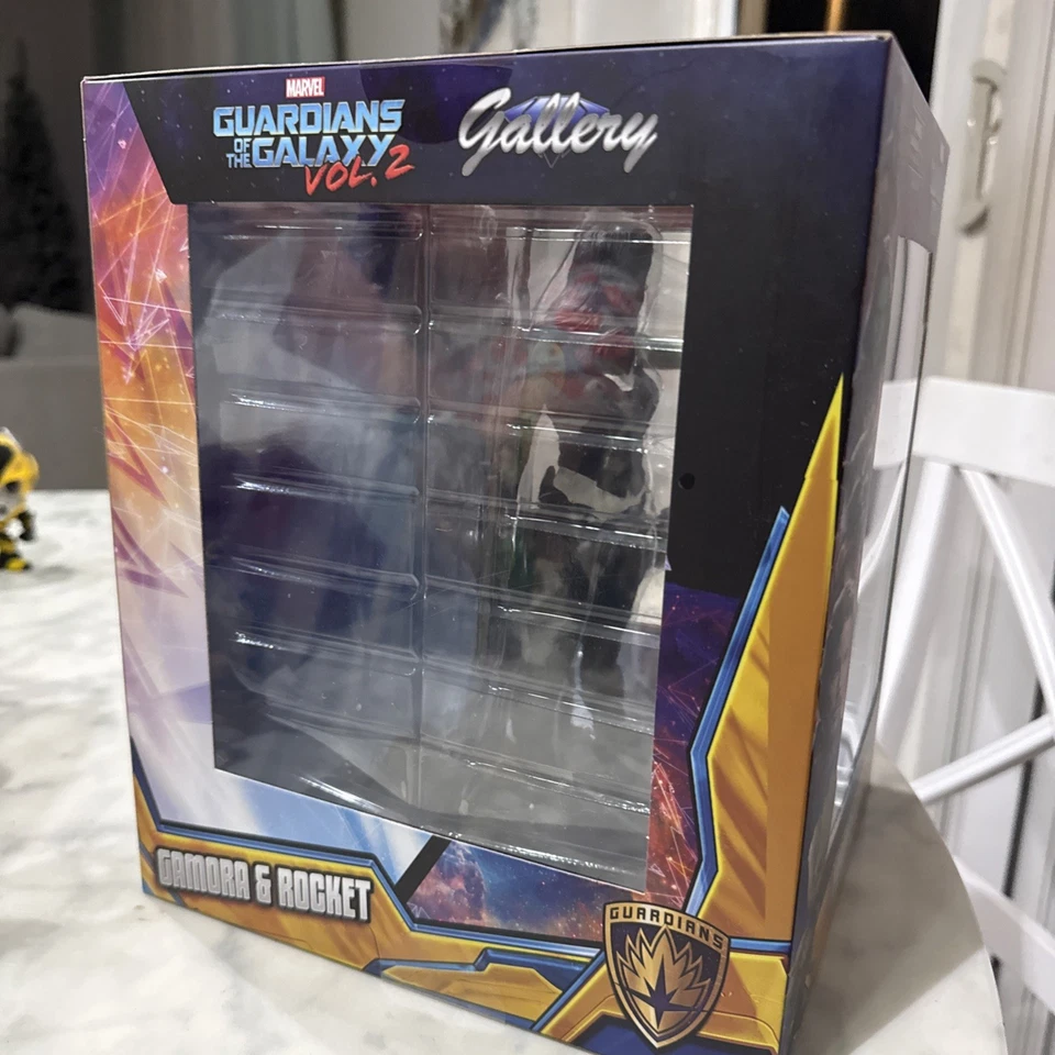 Diamond Select Gallery Estatua Guardianes de la Galaxia 2 Gamora y Cohete MCU Foto 4 de 4