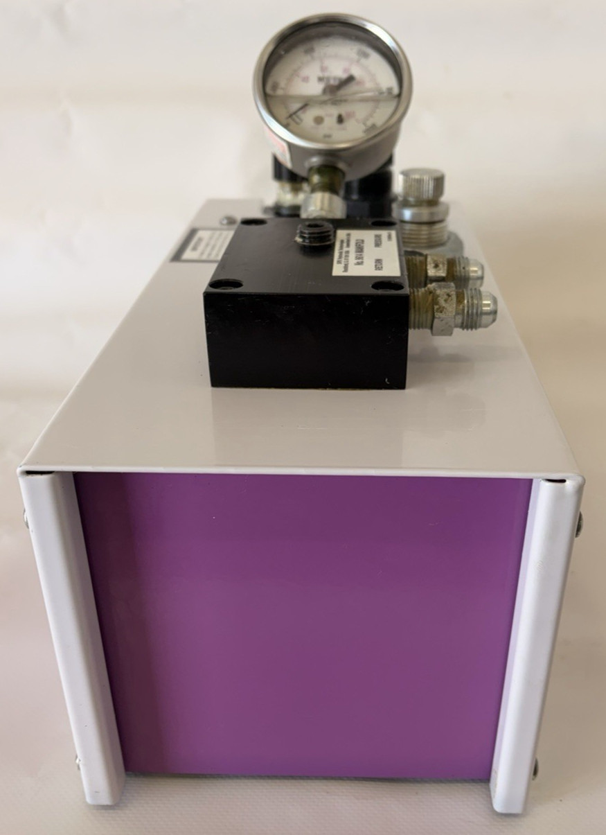 Hytec SPX # 100191 Model F Pneumatic Air Hydraulic Pump – 1500 PSI / 105 BAR