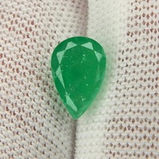 1.1ct Unheated Vivid Green Emerald Natural Earth Mined Faceted Pear Colombia