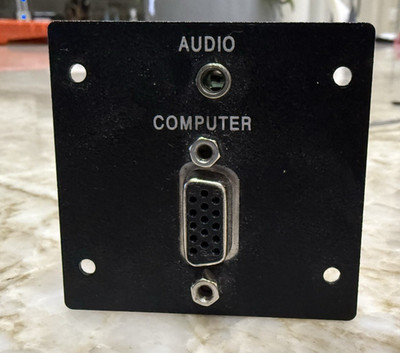 Extron 70-808-02 MAAP (1) 15HD F (1) 3.5mm Stereo Audio