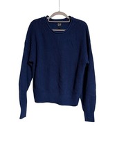 GAP Women's Deep Navy Textured Crewneck Sweater