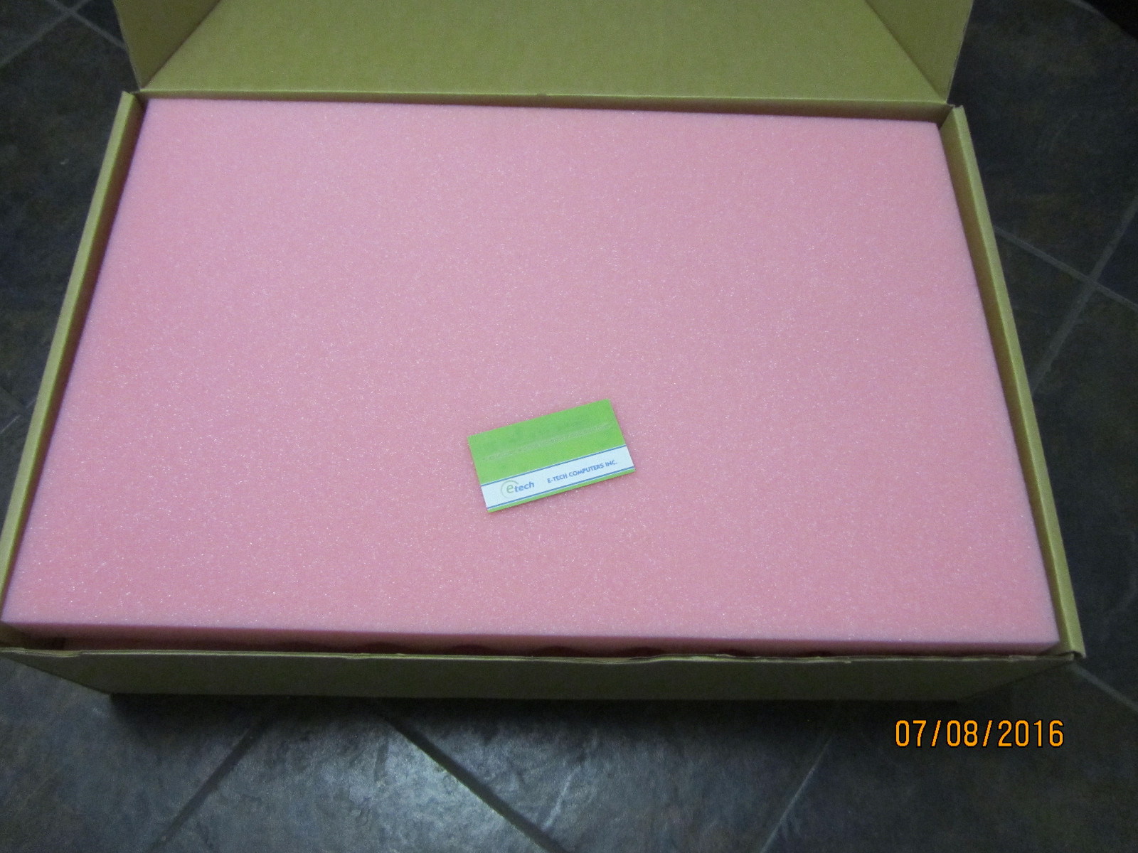 Picture 2 of 8