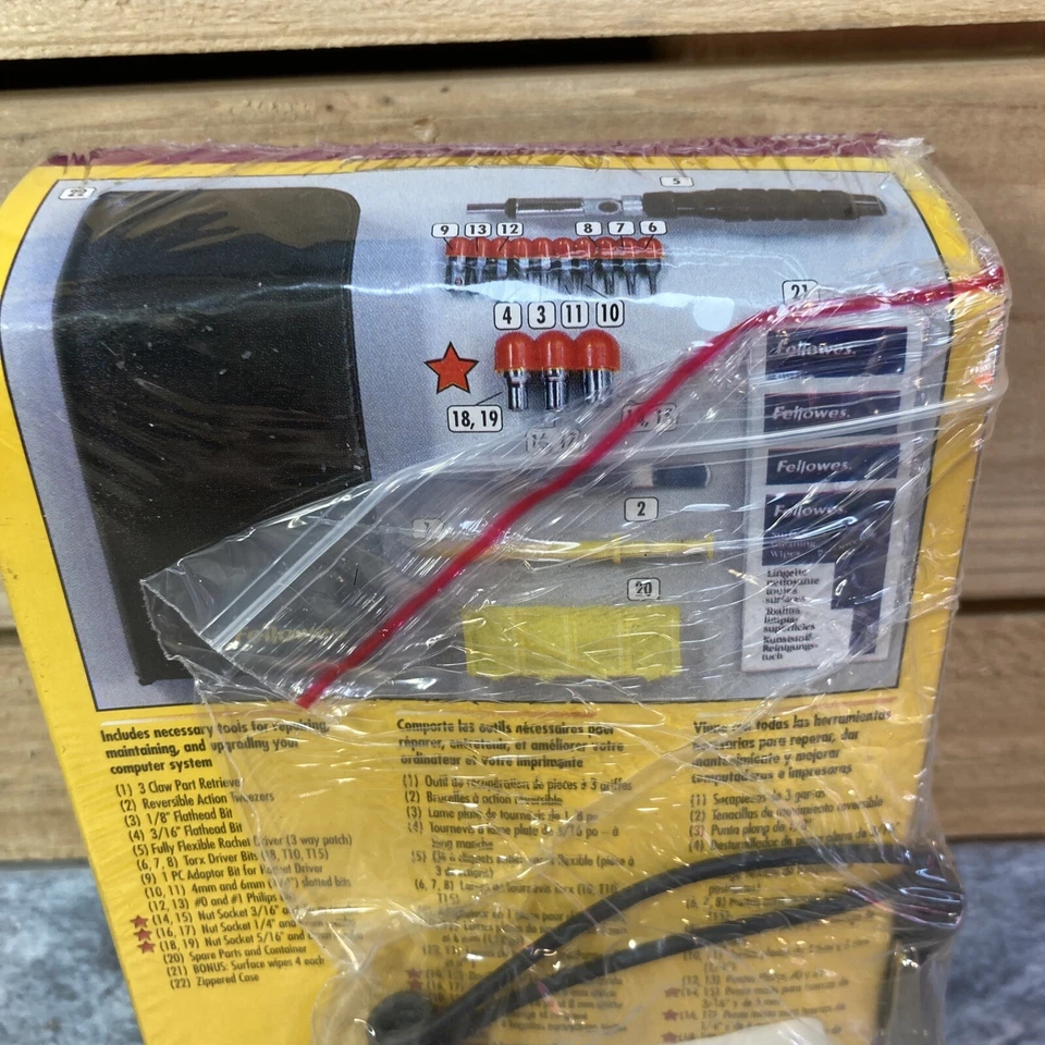 Fellowes Deluxe 22 Piece Computer Tool Kit Black Case  w/ Grounding Wrist Strap - Image 4 of 4