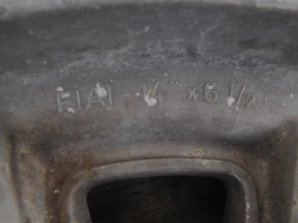 CERCHIO FIAT CROMADORA MAGNESIO 5 FORI FIAT 6,5X14 Ferrari Dino 246 GT/S 308 GT4 - Immagine 3 di 4