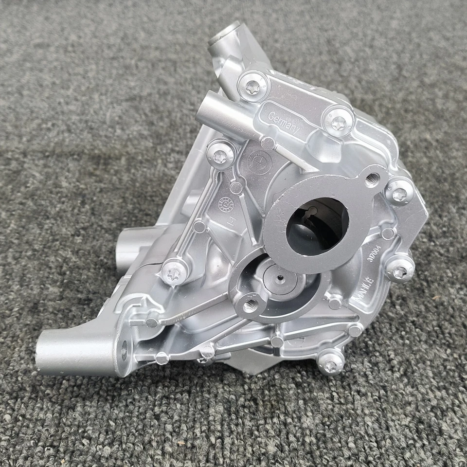 Bomba de aceite para BMW F01 F02 F12 F13 F10 550i 750i X5 X6 11417643256 Foto 4 de 4