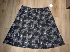 NWT Sag Harbor Women's Black  White Floral Midi A-Line Skirt Plus size 24W