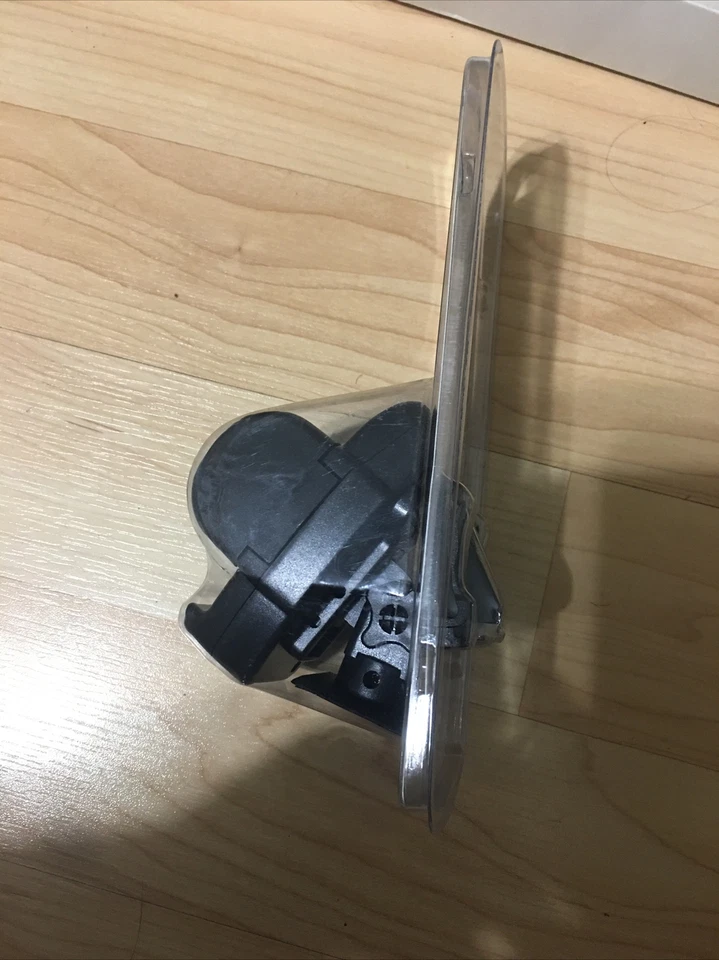 Cellet Universal Car Vent or Dash Mount Phone Holder with Adjustable Grip - Image 3 of 4