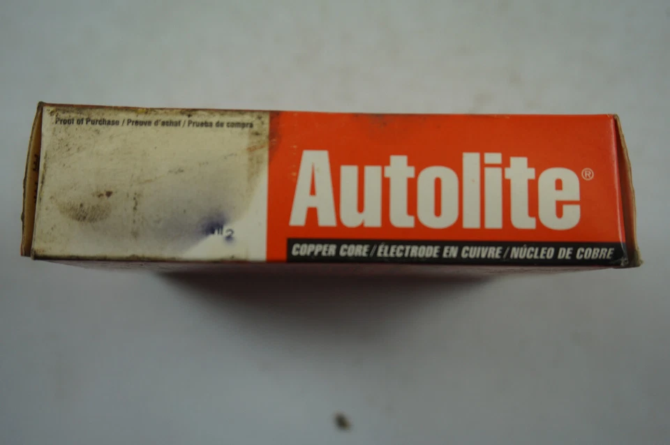 Bujía Auto Lite Núcleo de Cobre 5144 Paquete De 4 NUEVA NOS Foto 2 de 4