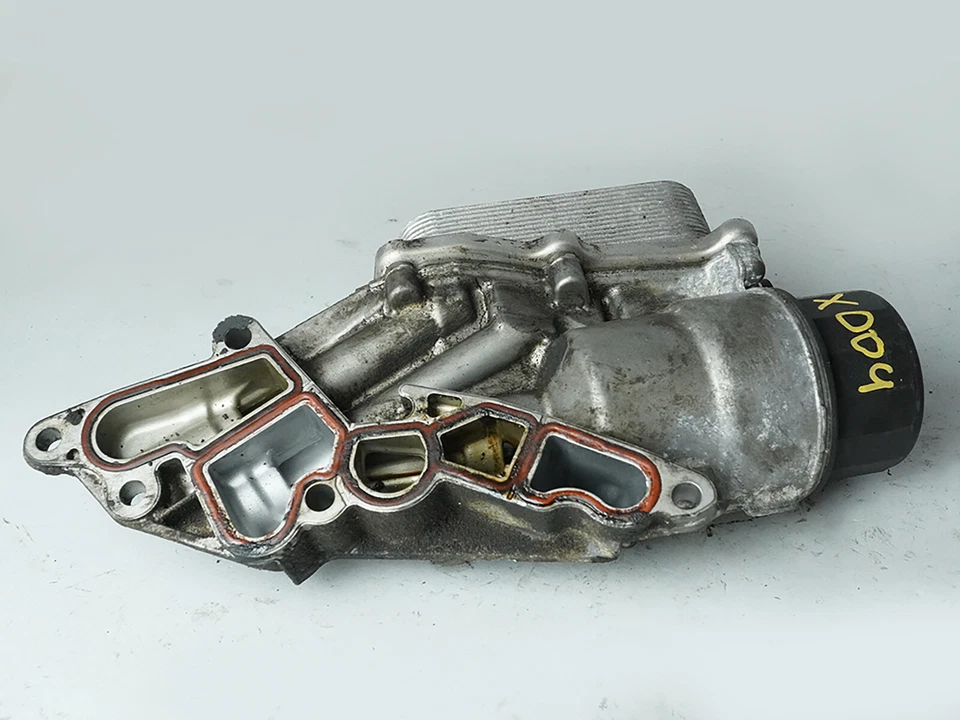 2010 - 2013 Mercedes Benz E Class E550 W212 Engine Oil Filter Cooler Housing Oem - Image 3 of 4