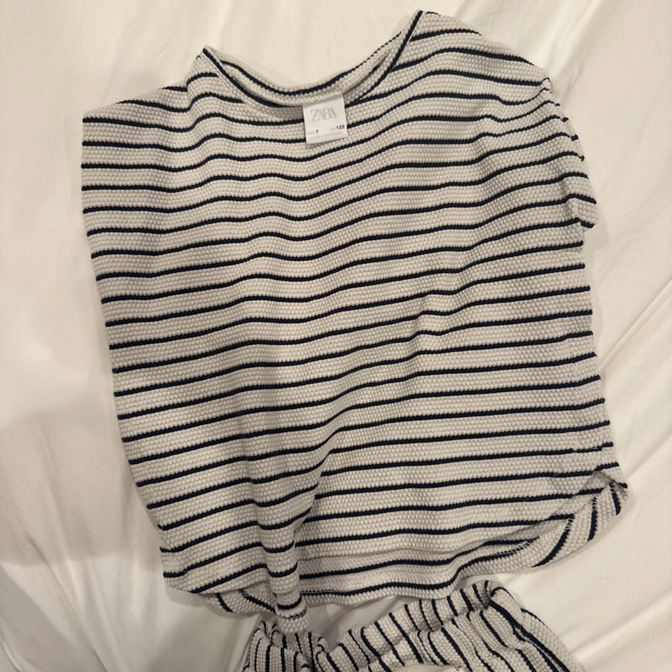 ZARA girls Youth Navy And Off White Striped Outfit Top And Pants Size 7 - Image 4 of 4