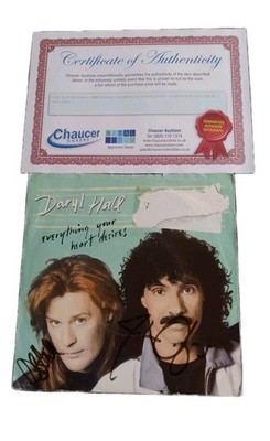 Daryl Hall & John Oates hand SIGNED Everything Your Heart Desires 45 With COA