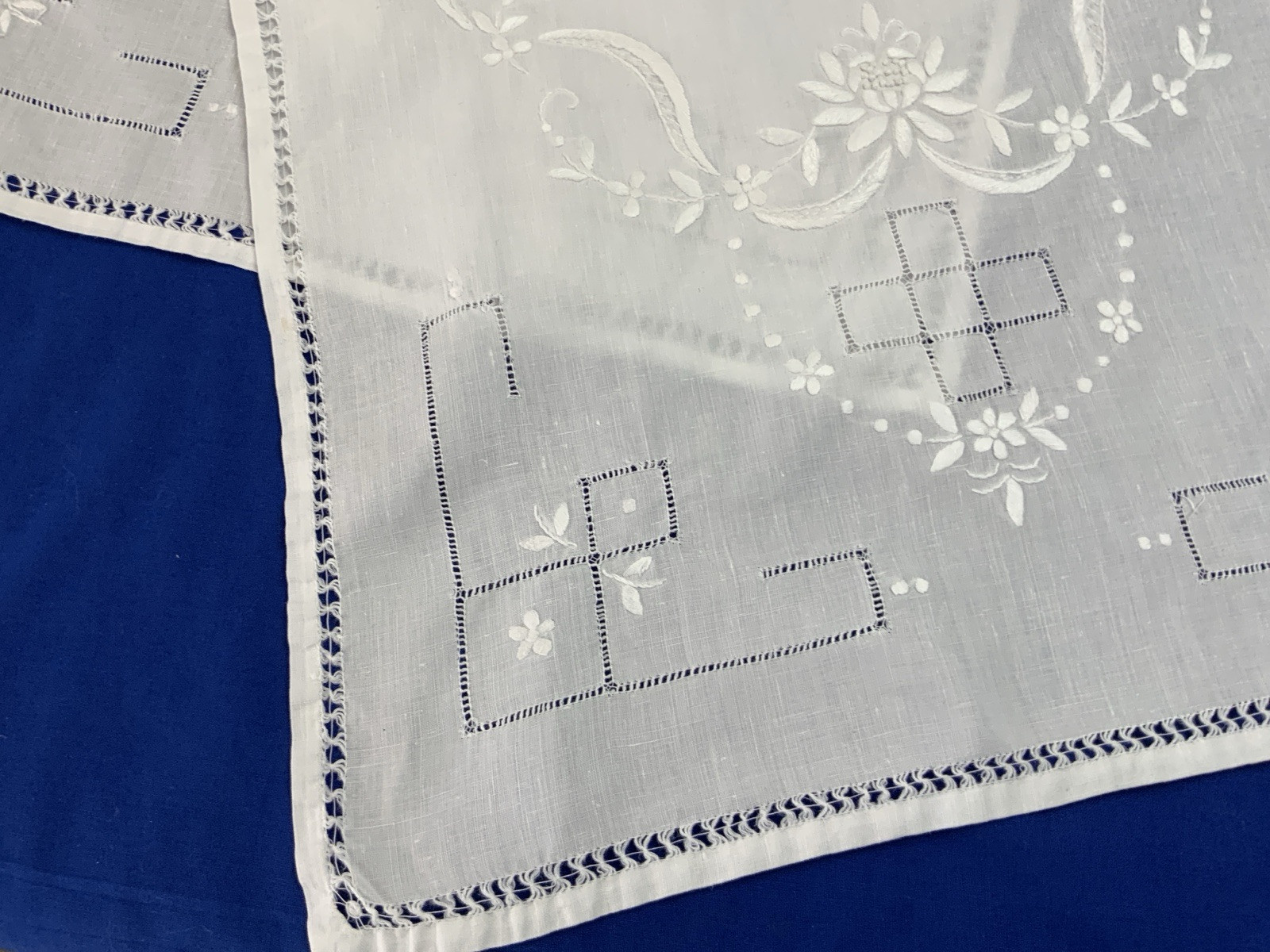 Vintage Dresser Scarf Or Table Runner, Flower & Dot Embroidery, Linen, White