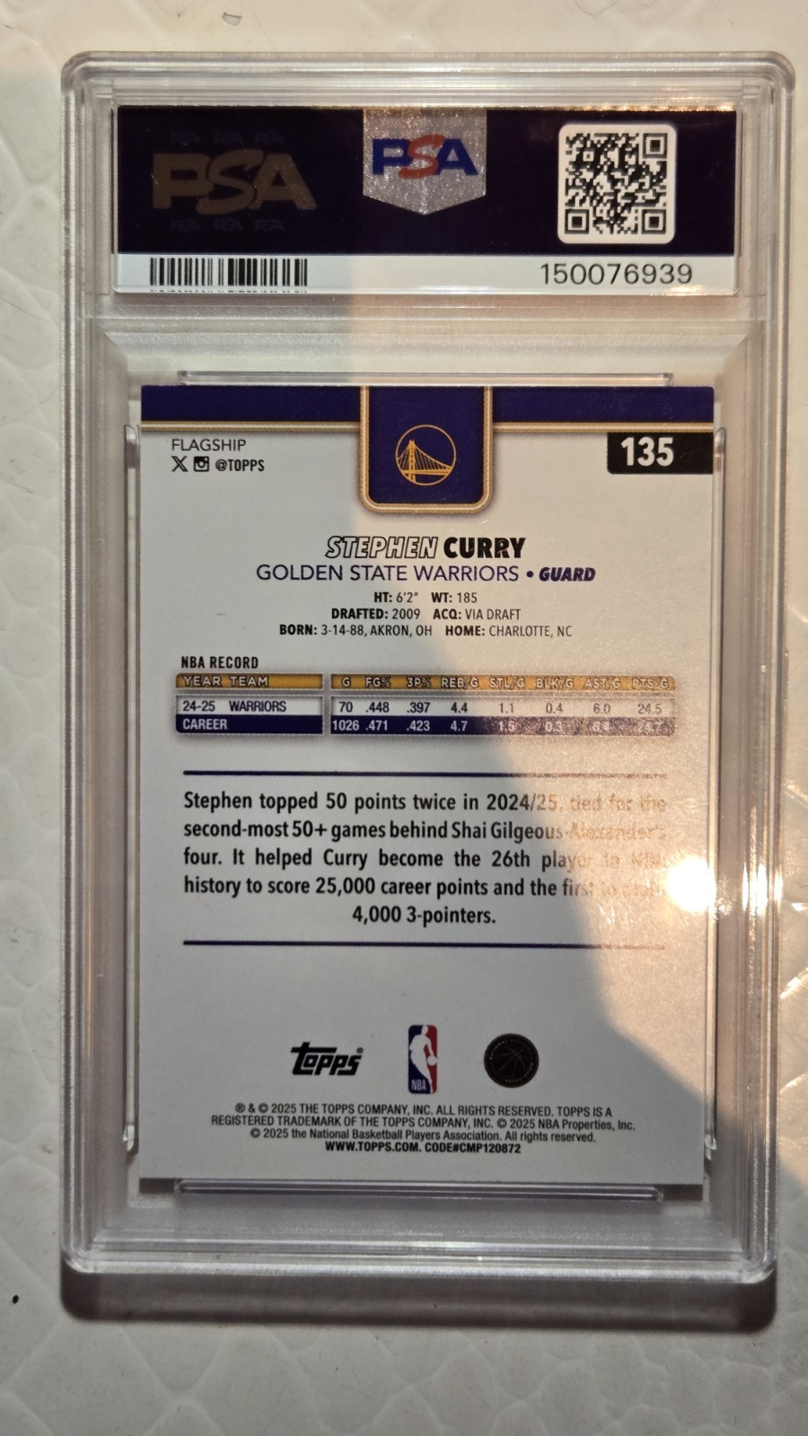2025-26 Topps - Stephen Curry #135 Pink Holo Foil PSA 9 view 3