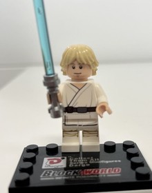 LEGO Star Wars Episode IV 75052 Luke Skywalker Cracked Left Arm Minifigure!