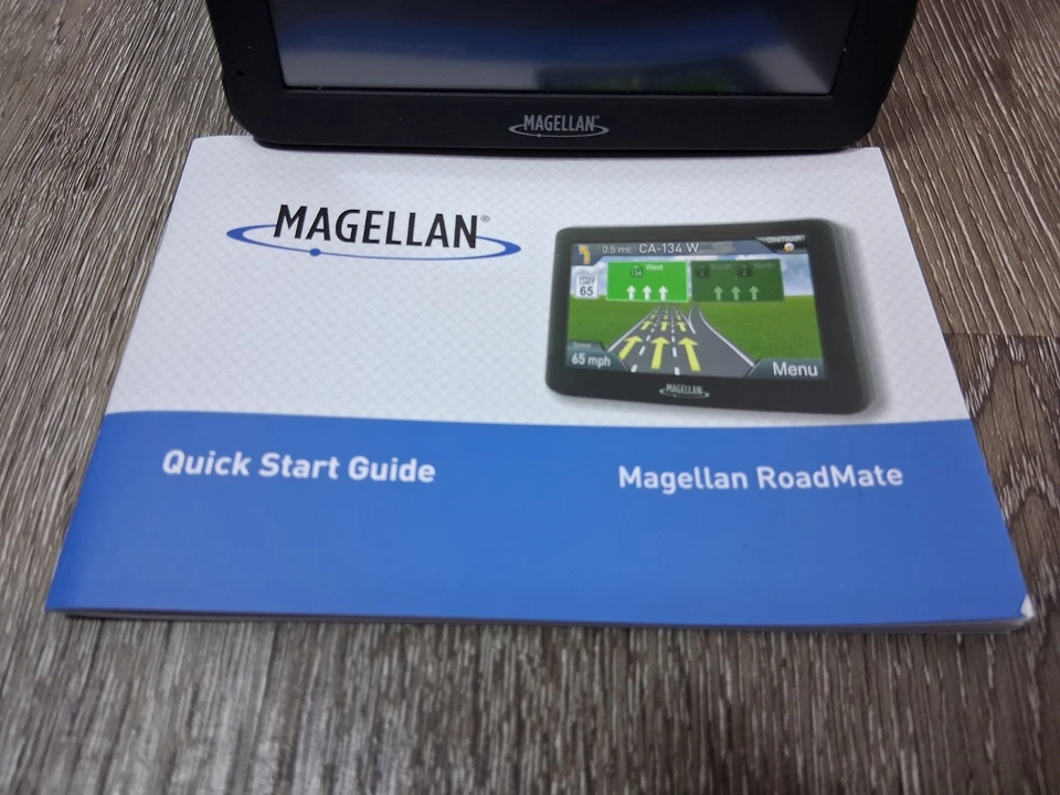 Magellan RoadMate 5635T-LM GPS Navigator Portable No Cords Included - Image 2 of 4