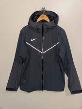 Men's M Nike Storm-FIT Rain Jacket Hooded Full-Zip Waterproof 777179-060 NEW