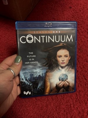 Continuum Season One (1st) (Blu-ray, 2012, 2-disc set) Syfy channel series