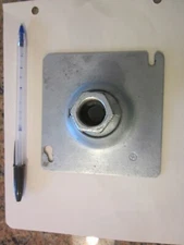 Appleton Swivel Mount fixture hanger 1/2" threaded