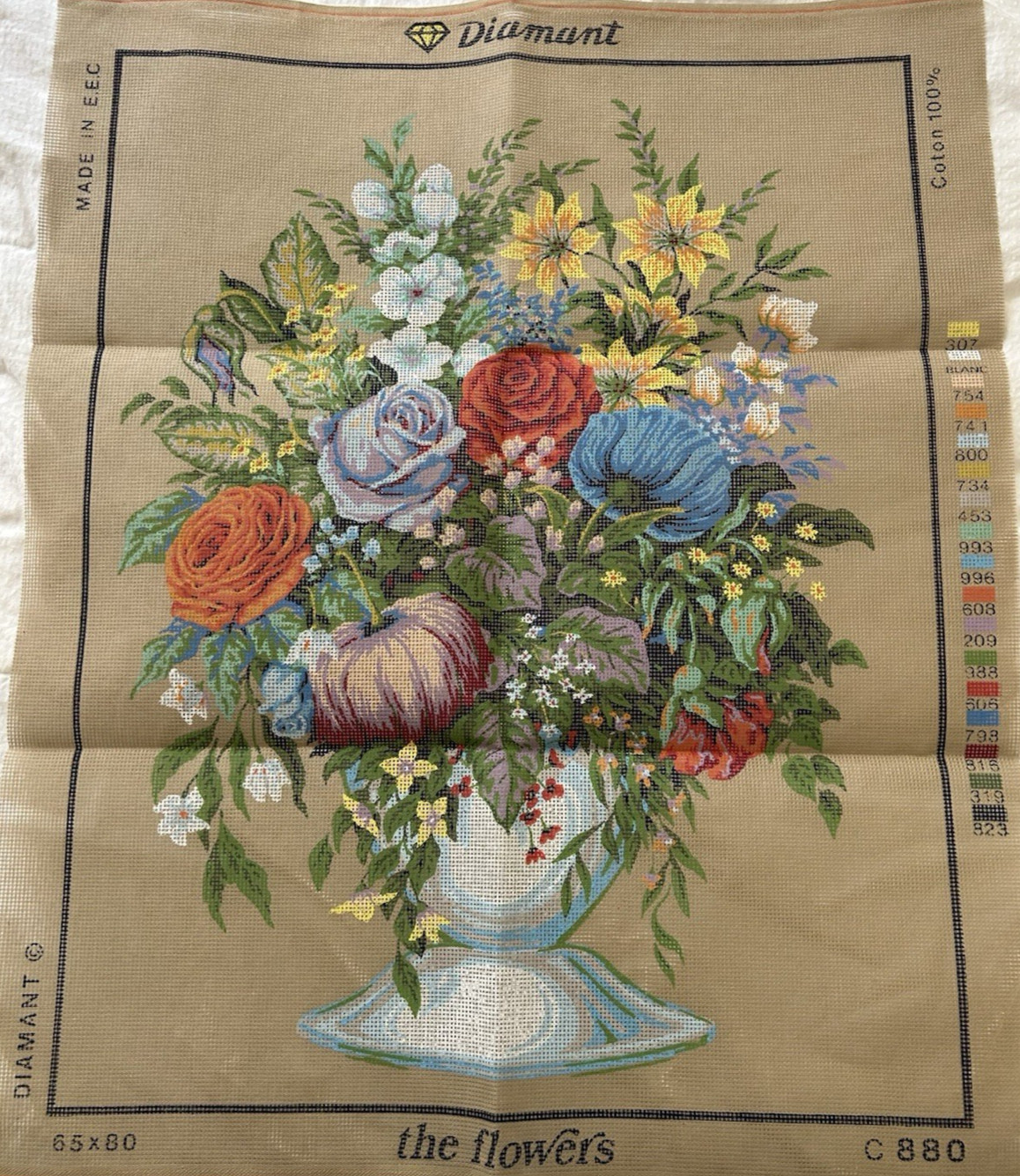 Needlepoint Canvas Diamant, France. 65 x 80 cm flowers in large vase