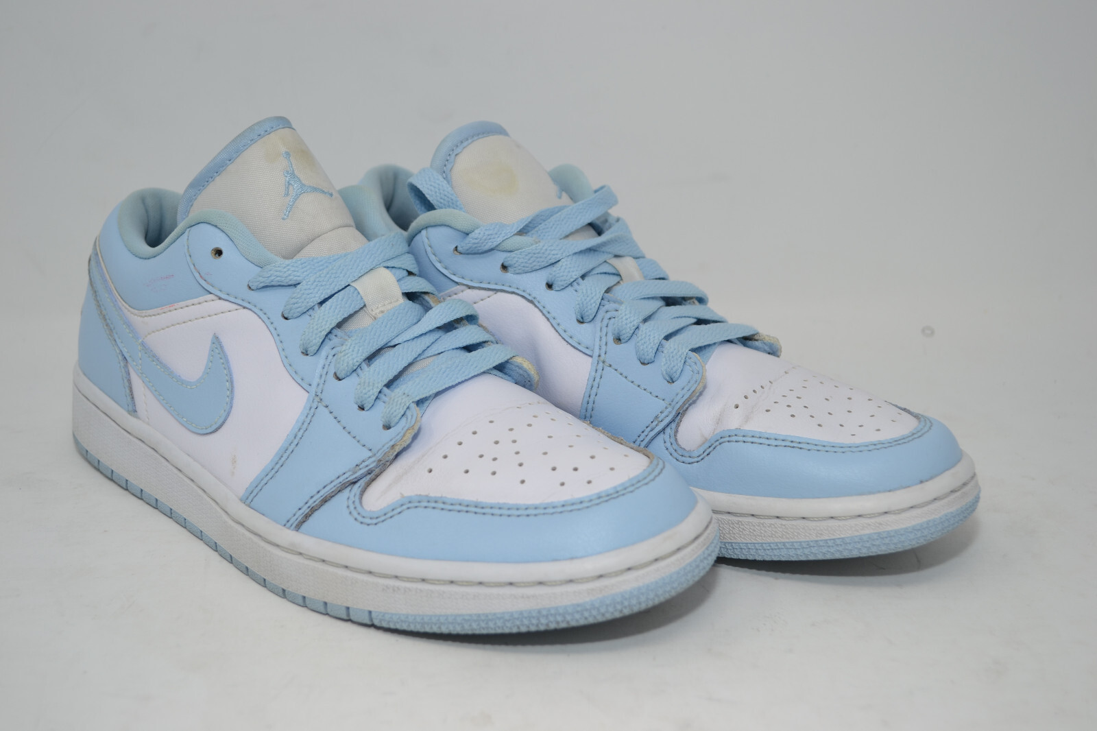 Nike Jordan 1 Low - White/Ice Blue Women's Size 8 DC0774-141 Sneakers thumbnail 2