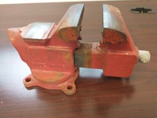 Columbian D43-1/2- M4 3 1/2 in. Jaw Swivel Bench Vise USA nice shape