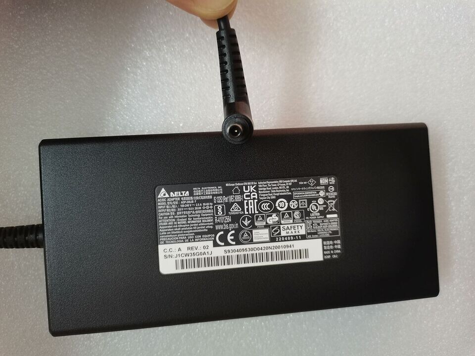 20V 10A ADP-200JB F For MSI Katana 15 B13VGK RTX4070 200W AC