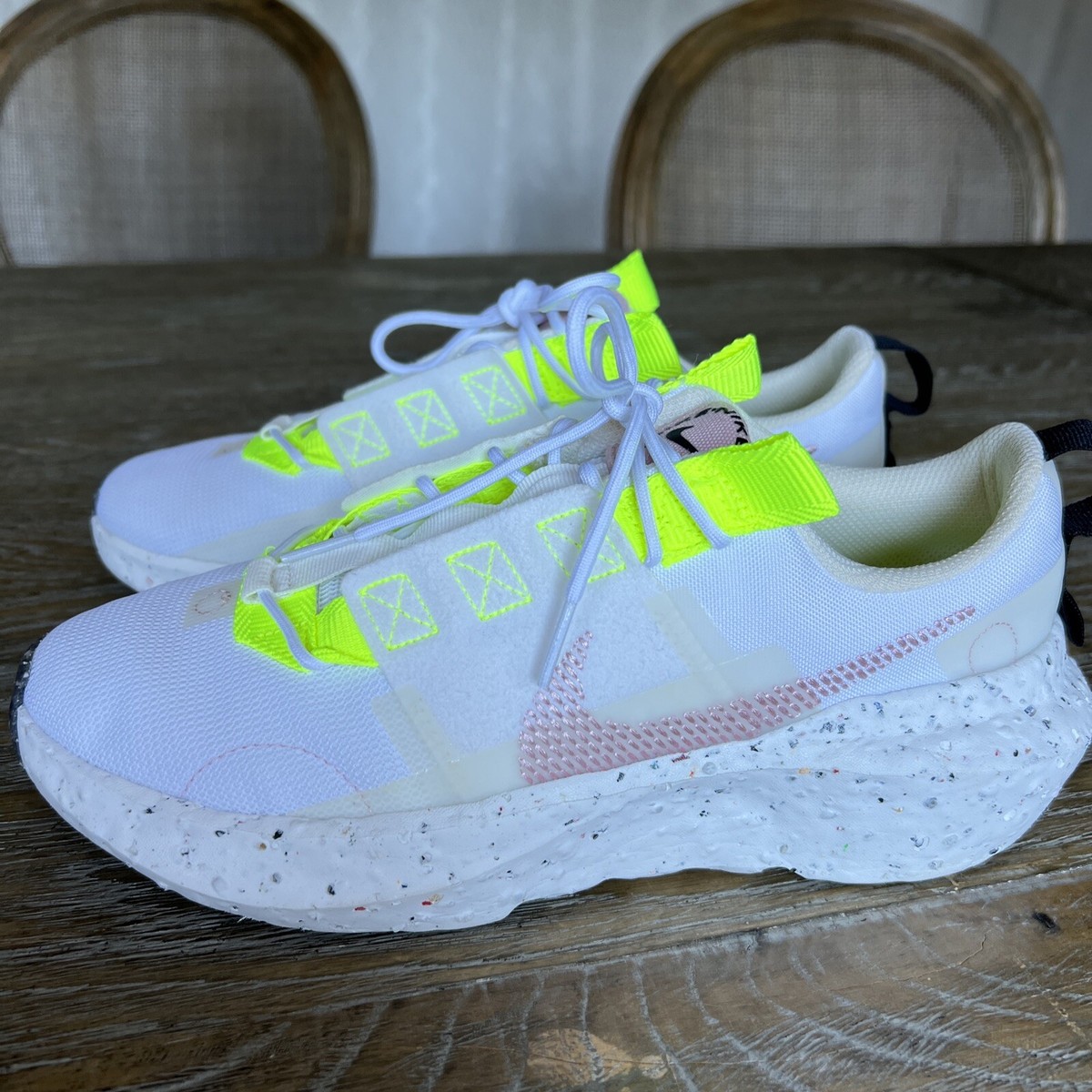 Nike Run 8.5 Woman Crater Impact CW2386-102 White/cream/pink
