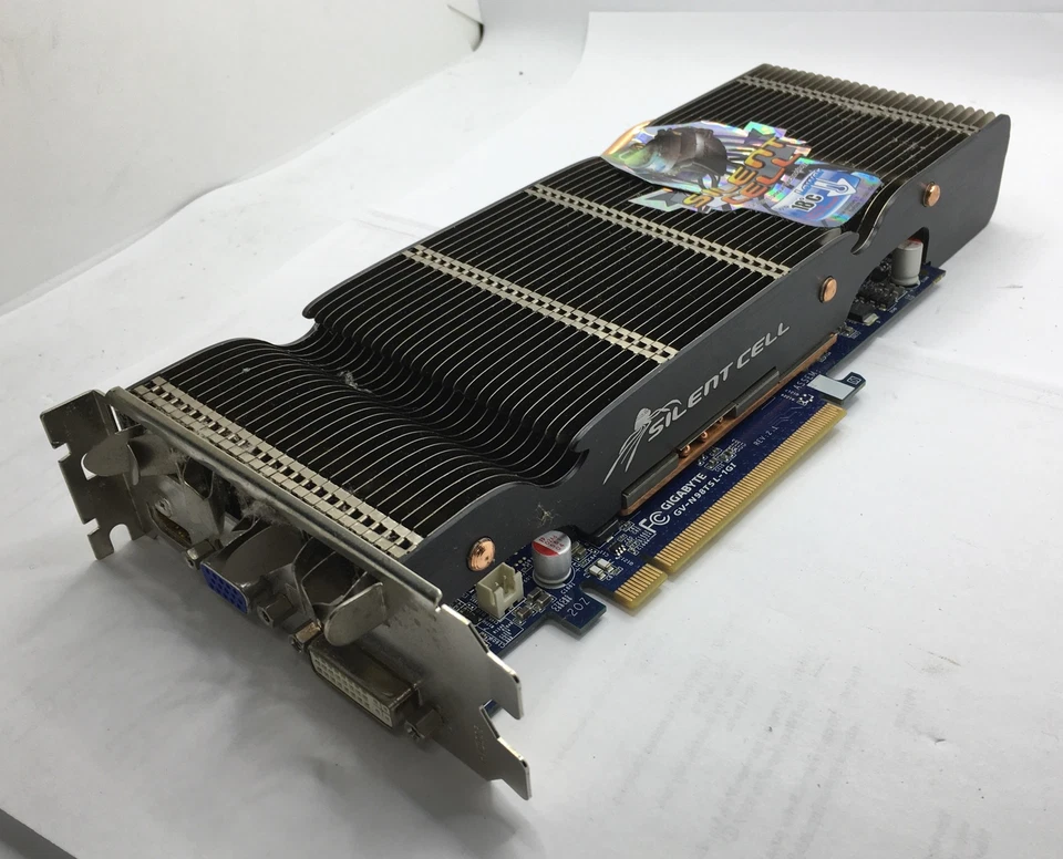 GIGABYTE GV-N98TSL-1GI GeForce 9800 GT 1GB Silent Cell PCI Express Video Card - Image 2 of 4