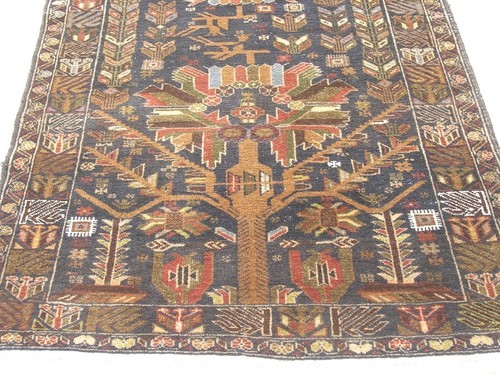 Alfombra fina vintage afgana baluchi 45""x79"" diseño geométrico floral de árbol - Imagen 2 de 12