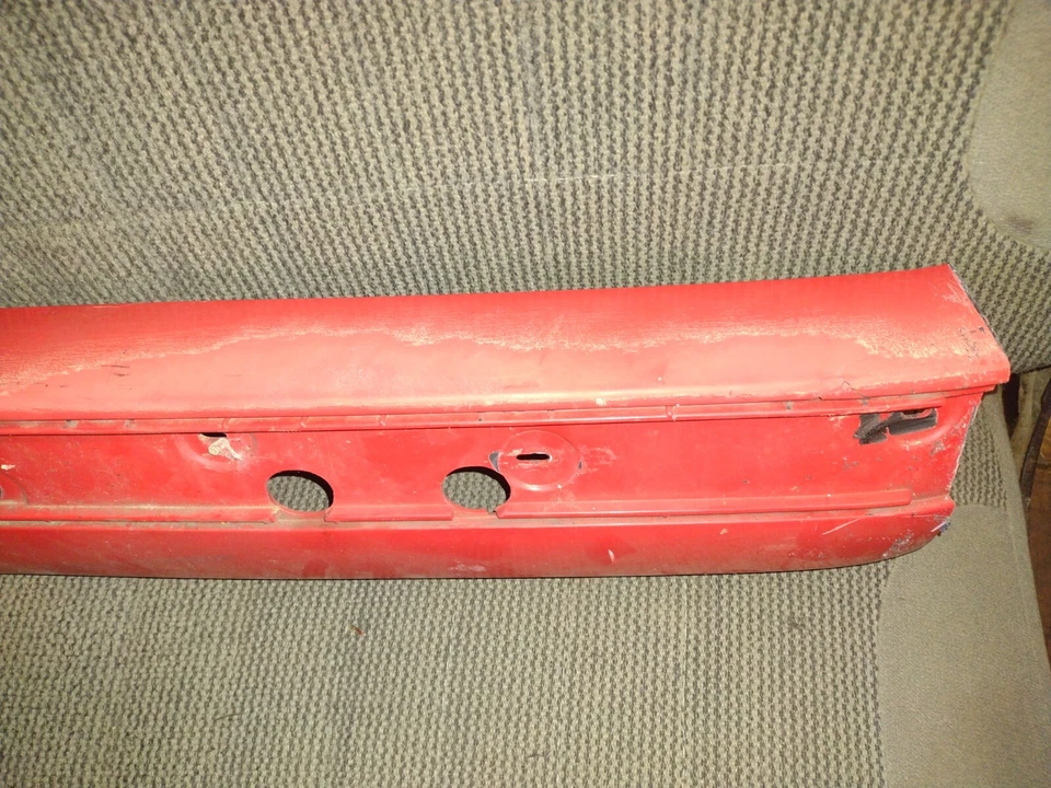 Parachoques trasero sección central BMW 325i 325is 325ix E30 Facelift 318is 318i Foto 4 de 4