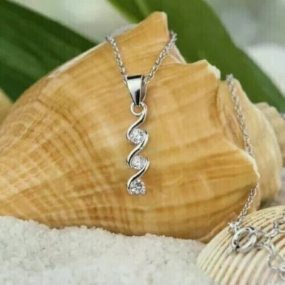2Ct Round Cut Simulated Diamond Women's Pendant Chain In 14k White Gold Plated