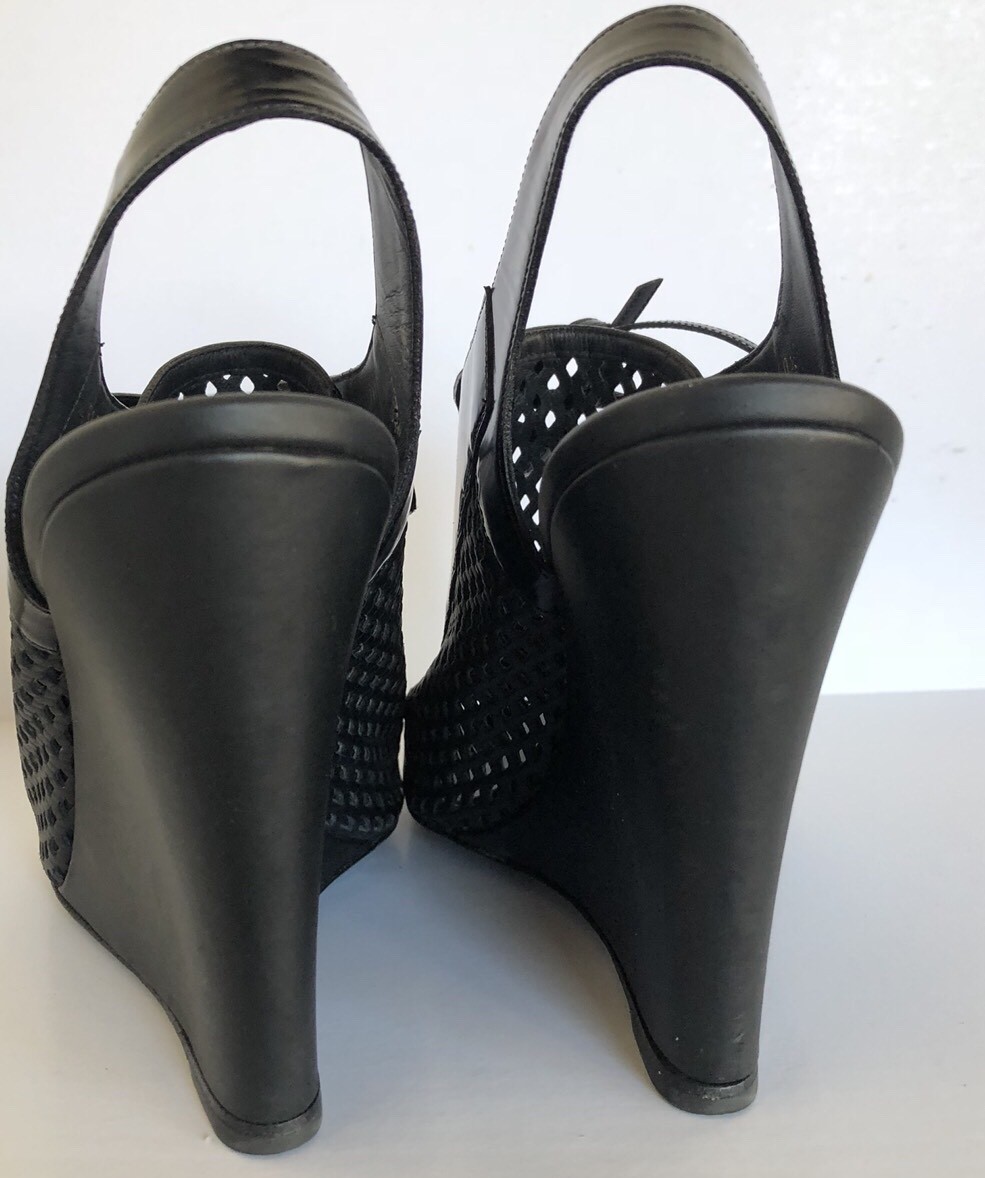 Balenciaga womens blk leather Wedge Sandal Shoe size 40 1/2 Balenciaga womens blk leather Wedge Sandal Shoe size 40 1/2