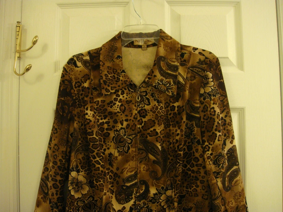 Woman's Notations Leopard Floral Print Brown & Black Jacket Size 1X - Image 3 of 4