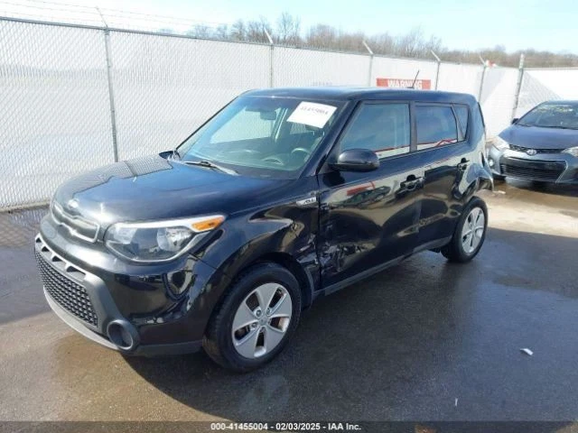 2016 KIA SOUL Washer Reservoir OEM Used FWD 1.60L 98000 Miles 3572756 - Image 2 of 4