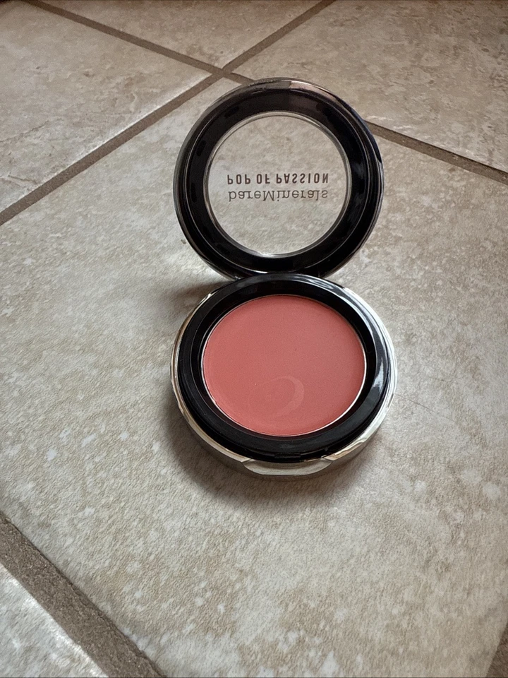 Bálsamo rubor Bare Minerals Pop Of Passion pétalo pasión, nuevo sellado 2 g / 0,07 OZ Foto 3 de 3
