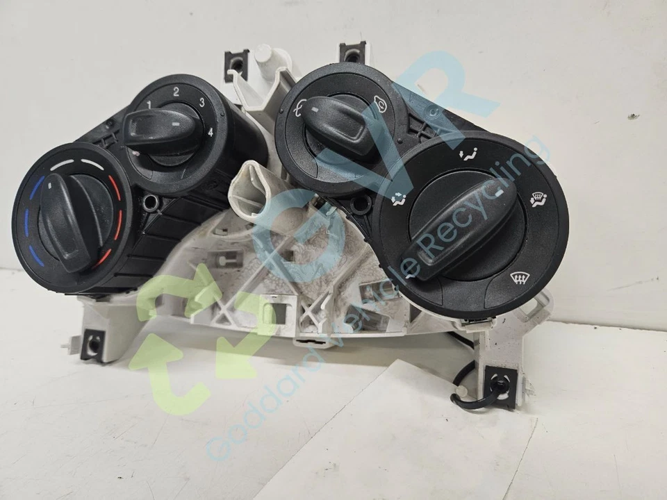 FORD Ka B420 Heater Control Panel - Image 3 of 4