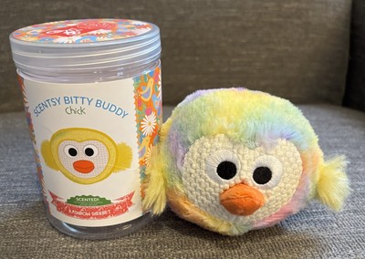 Scentsy Scented Bitty Buddy Chick Rainbow Sherbet Scent New Very Nice Scent
