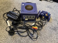 Nintendo GameCube Console - With Controller and Cables