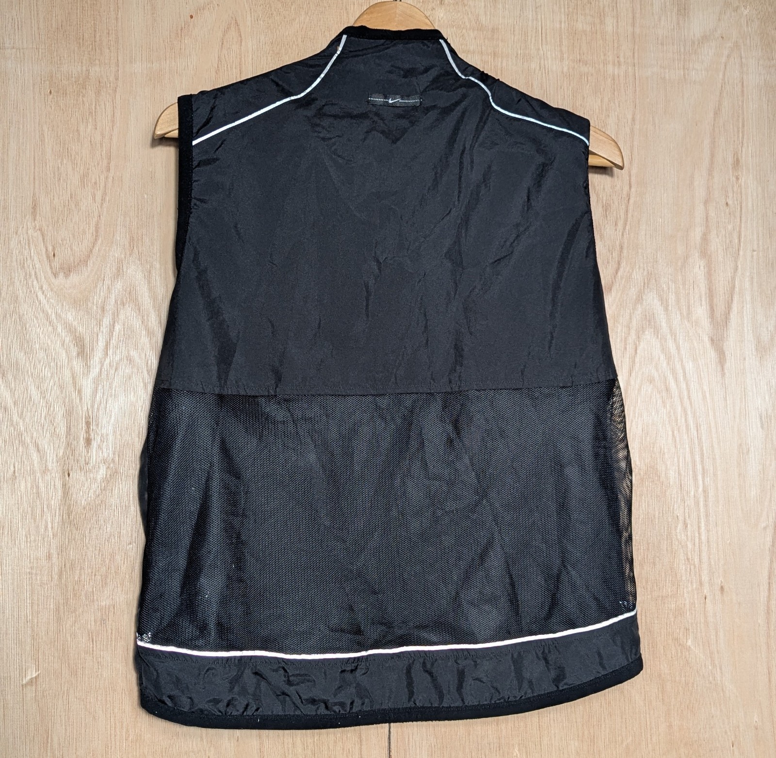 SACAI X NIKE Gilet sportivo Nike nero con zip e orlo a rete senza maniche running taglia small