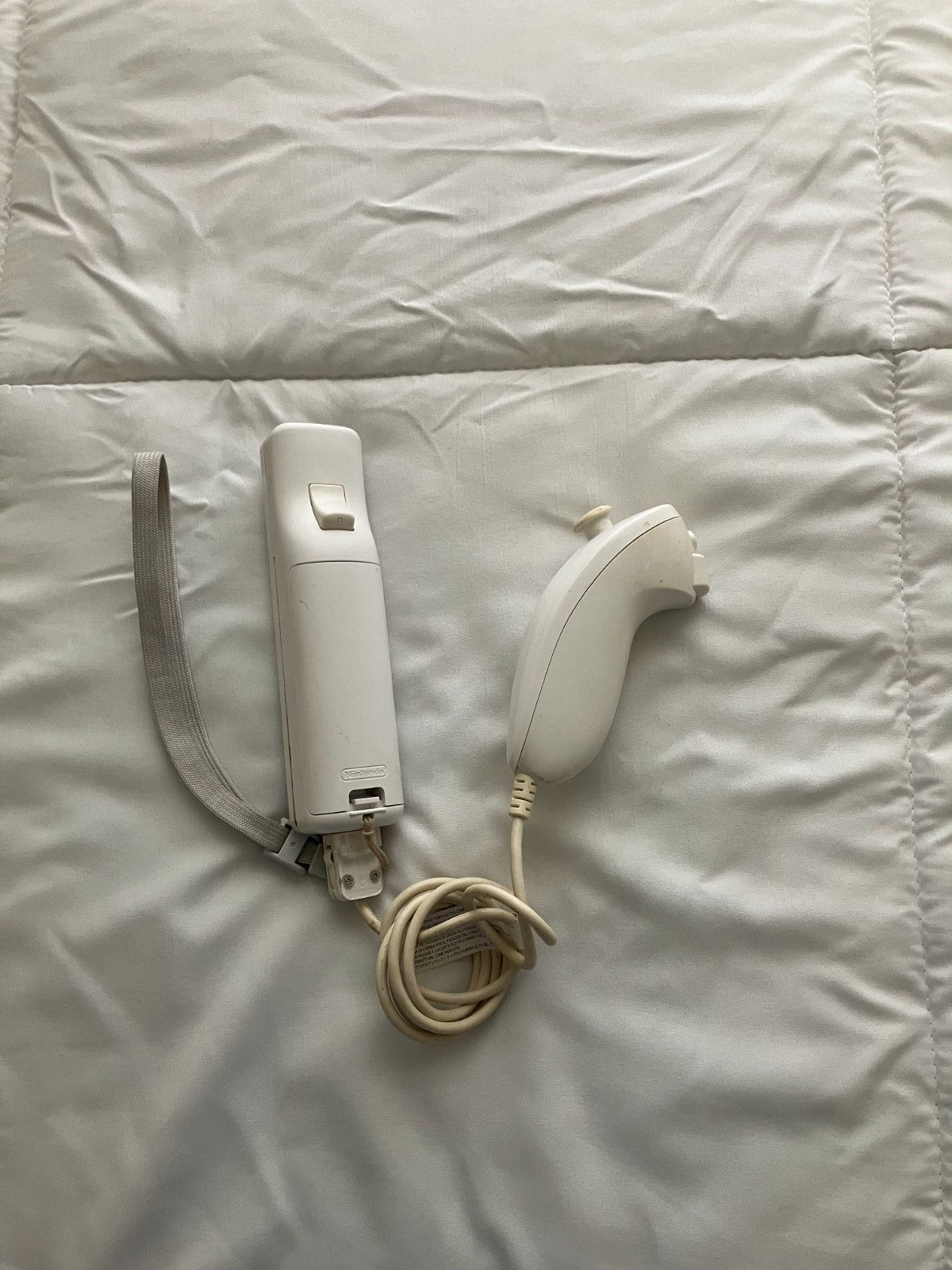 Nintendo Wii Controller and Nunchuck Bundle Original used condition